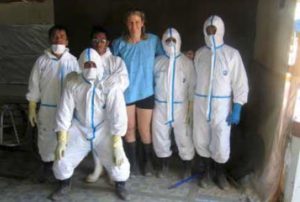 Thailand Boxing Day tsunami response, Senior Constable Deena White (centre) with members of the Thai DVI team