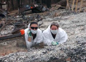 During the 2009 Victorian Bushfire response, Senior Constable Deena White (left) and Constable Kyleigh Perkins (right)